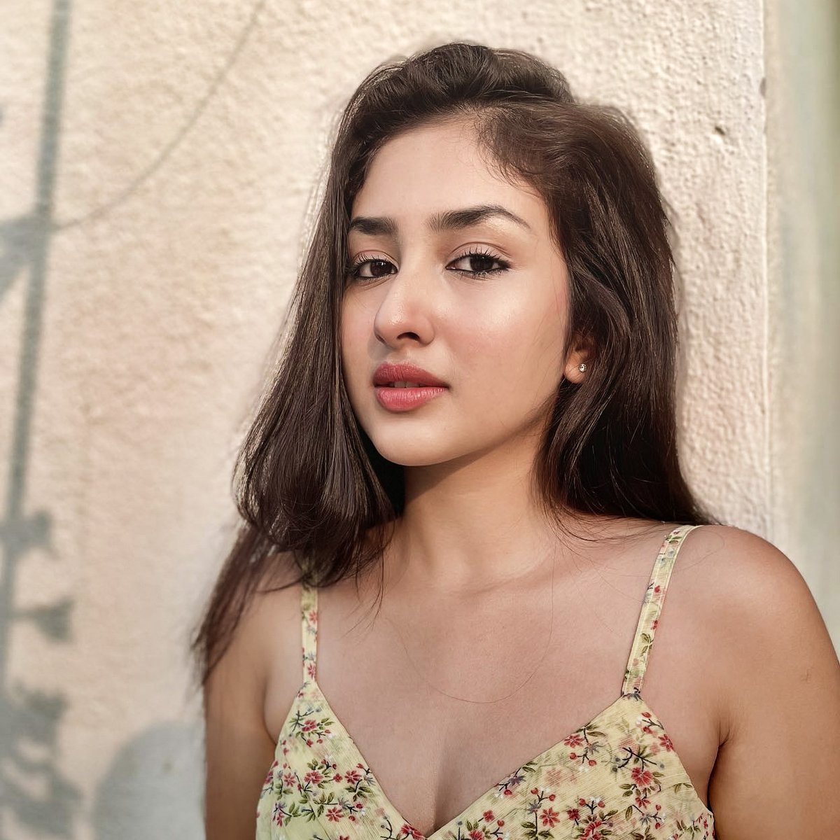 TeamAnchalSahu's tweet photo. Many many happy returns of the day to anchal sahu. Today we would like to thank god for introducing us to you, an extreamly, talented and a beautiful person inside out. We are glad to be the part of your fans family. Sending you blessings and loads of love from our side ❤️✨ https://t.co/gobHUM0sUi