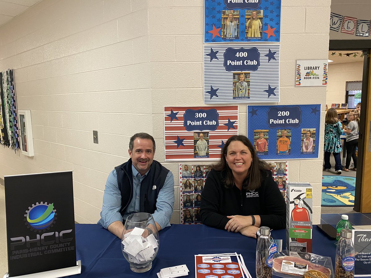leahrwatkins's tweet photo. Special thank you to PLUS endowment, @DiscoveryParkUC, and Henry County Industrial Development for your support and presence at Lakewood! @henrycoschools #excellenceinHC @Steam https://t.co/CawVb923iR