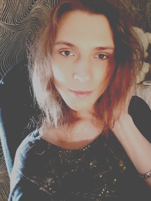 Cute cute cute girl???
#trans #femboy #sissy #crossdresser #LGBT #nsfw #tgirl #shemale #ladyboy https://t
