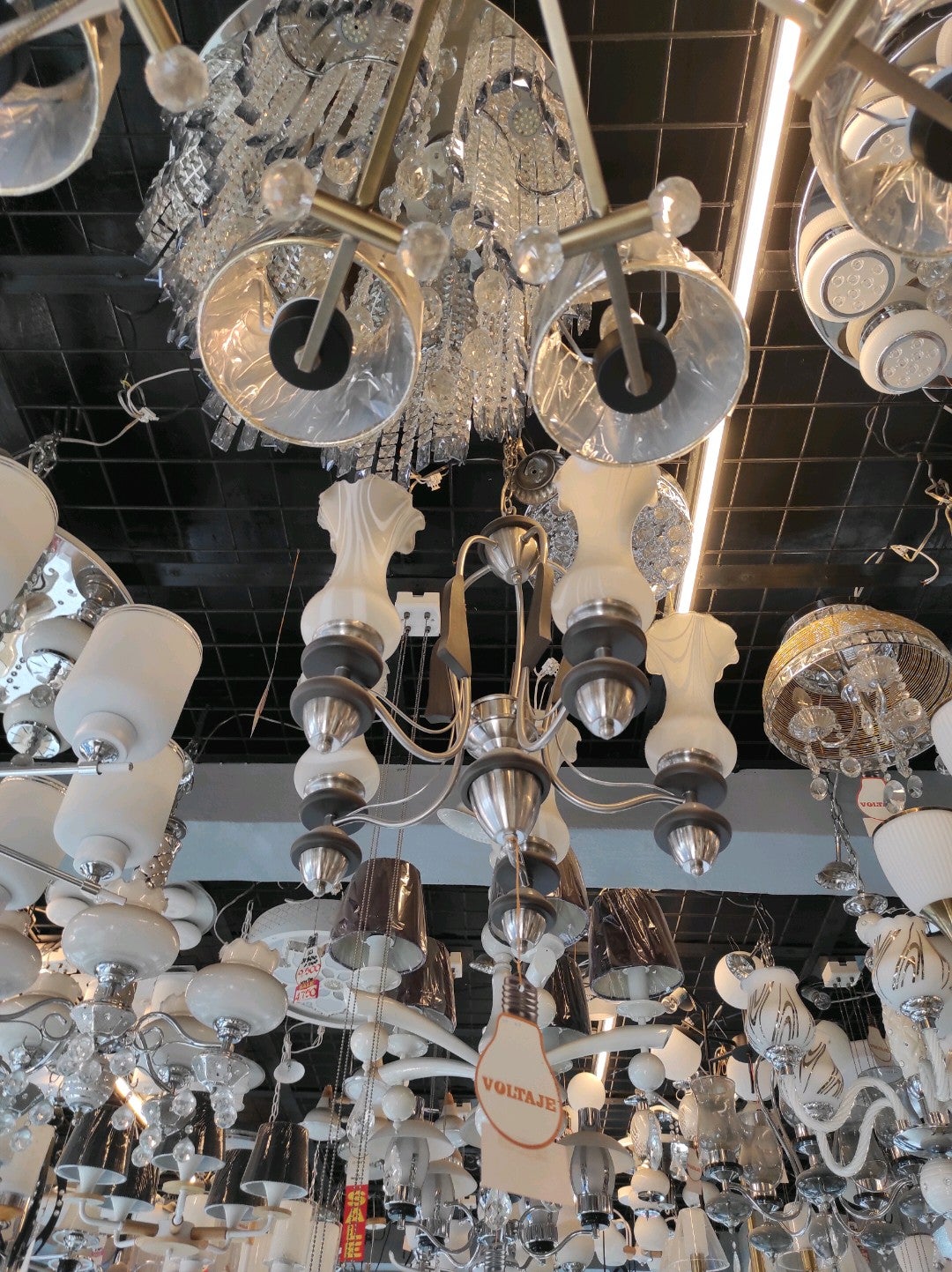 Voltaje lighting outlet deals