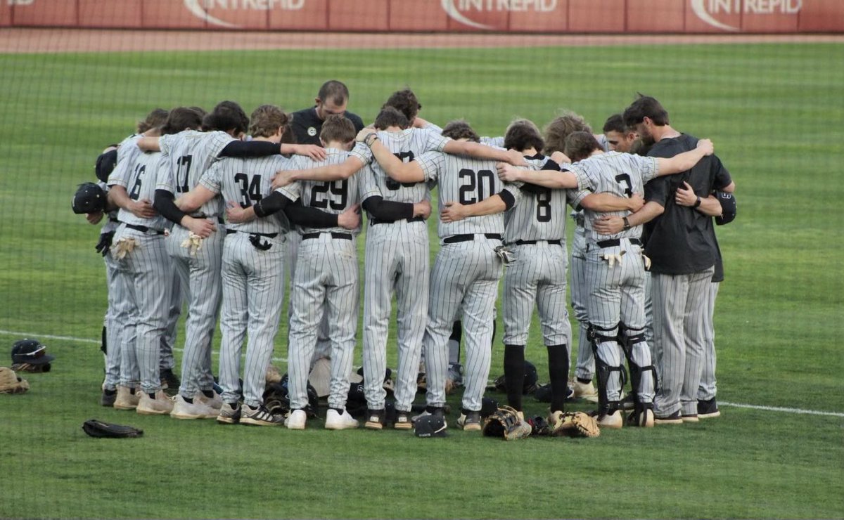 Scottsboro High School Baseball (@shsbaseball4) on Twitter photo Varsity wins a barn burner tonight over James Clemens by the score of 15-12!
Cats had 16 hits offensively, including 3 Home-runs from <a href="/ColtonAtkinson8/">Colton Atkinson</a> <a href="/LandonGrider/">Landon Grider</a> & <a href="/Waylon_Farr34/">Waylon</a>
<a href="/ColtonAtkinson8/">Colton Atkinson</a> goes 5-5 at the plate with a HR, 2 doubles and 2 singles.
HUGE W
#ThePack Varsity wins a barn burner tonight over James Clemens by the score of 15-12!
Cats had 16 hits offensively, including 3 Home-runs from <a href="/ColtonAtkinson8/">Colton Atkinson</a> <a href="/LandonGrider/">Landon Grider</a> & <a href="/Waylon_Farr34/">Waylon</a>
<a href="/ColtonAtkinson8/">Colton Atkinson</a> goes 5-5 at the plate with a HR, 2 doubles and 2 singles.
HUGE W
#ThePack