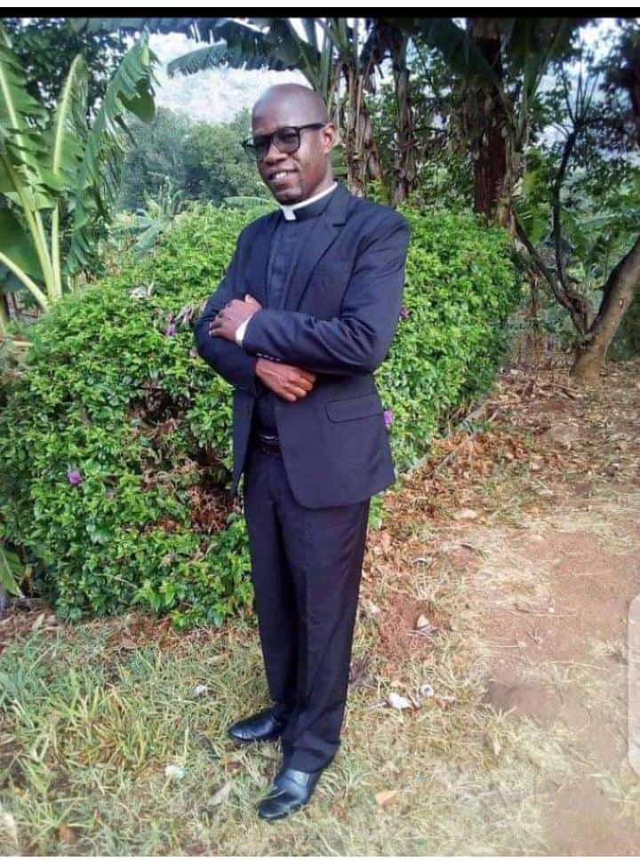 framoken's tweet photo. Together we prayed, played, laughed and served God's children as best we would. We opened hearts and minds, but they opened your skull. Rest in eternal bliss my father, brother and friend. #ItsGrace #MunguYupo #YoteYatapita https://t.co/a2I3uucf9Y