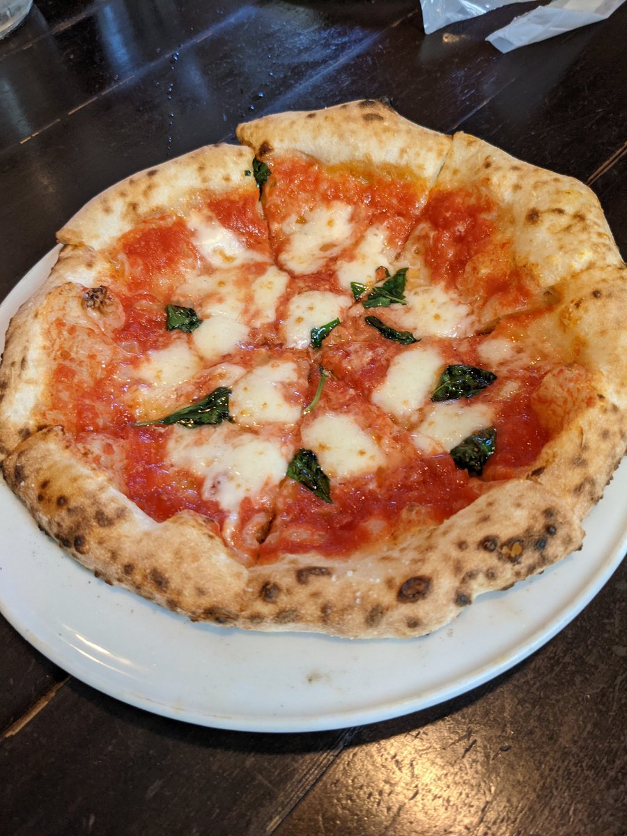 Yousukeikemen's tweet photo. PizzaLunch https://t.co/58qFd1B7oH