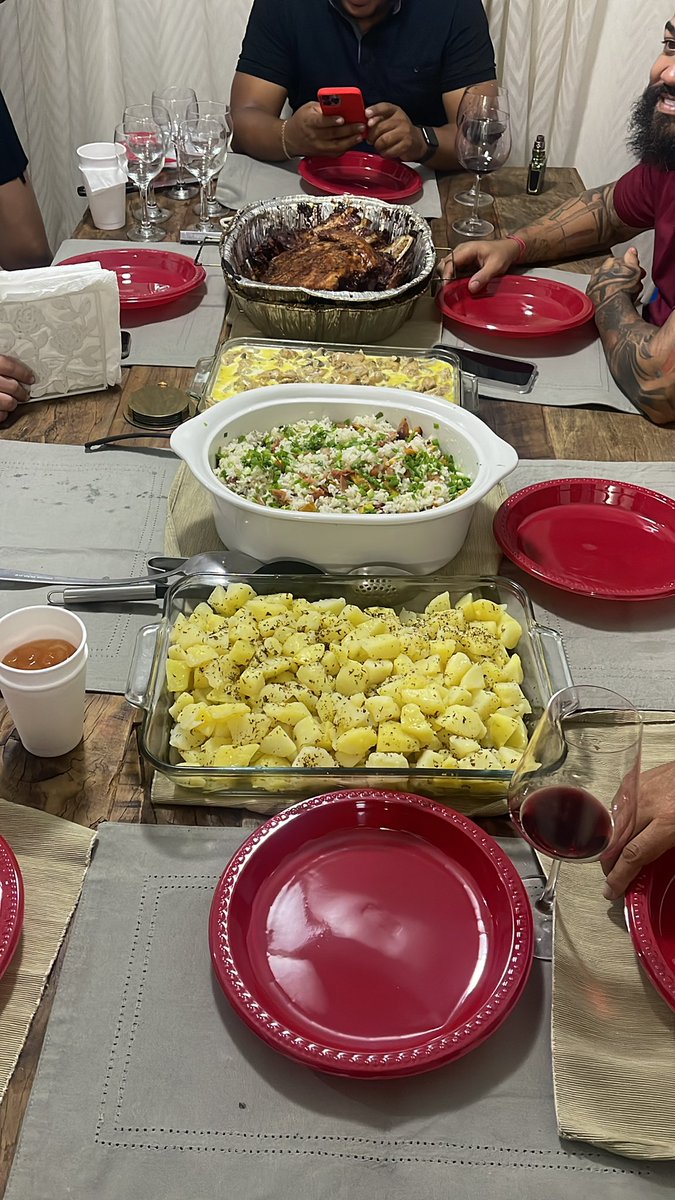 joshy18sealy's tweet photo. Gracias a Dios por los alimentos .. #corointerno https://t.co/5odInm8tur
