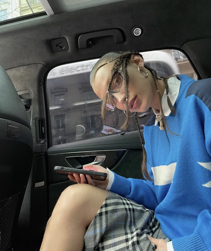BellateamoXD's tweet photo. Hailey Bieber vibes https://t.co/E6mn84gpmb