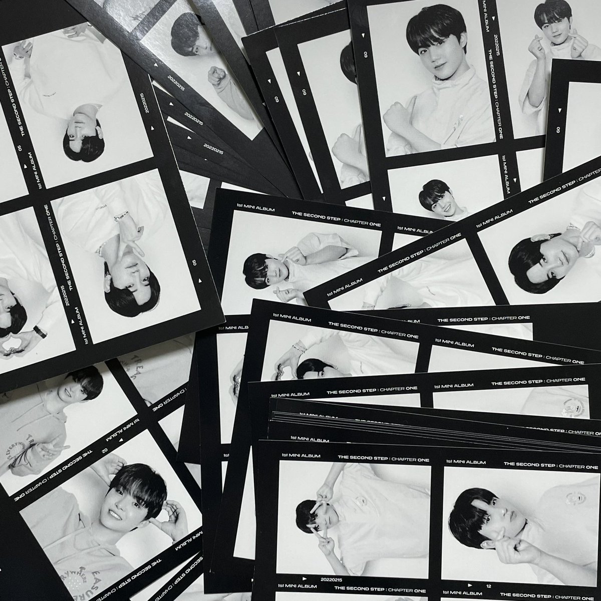 Marilyn_ZXW's tweet photo. RT แจก 2 ใบ เลือกเมมได้  
ประกาศคืนนี้ 4 ทุ่ม 

ดีลเกาหลี 🇰🇷การ์ด 4 ช่องค่ะ 

มีทุกเมม ยกเว้นฮารุโตะ 
มีเยอะมากก 
ใบล่ะ 90 บาท รวมส่ง 

ใครสนใจ DM นะคะ

#ตลาดนัดtreasure 
#ตลาดนัดเด็กสมบัติ https://t.co/ThPCzfJzgq
