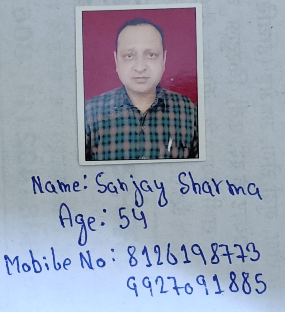 sourabhtyagi94's tweet photo. हापुड़ में विधुत विभाग के गढ़मुक्तेश्वर डिवीज़न में बुलंदशहर के रहने वाले बड़े बाबू के पद पर तैनात संजय शर्मा कल दोपहर से है लापता,परिवार के लोग कल से ही ढूढने में लगे,लेकिन नही लगा कोई सुराग, बुलंदशहर नगर कोतवाली का मामला। @Uppolice @bulandshahrpol @hapurpolice  @UPPCLLKO https://t.co/WdEV6FrCN6