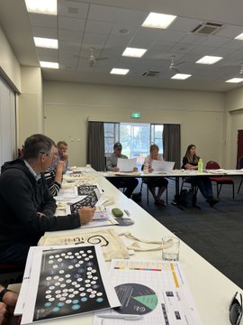 #SimpliFly pilot workshop re: strategic planning and management of flystrike going well at Hamilton, Vic after Tasmania on Wednesday 
@sheepconnect <a href="/AchieveAg/">Nathan Scott</a> <a href="/IanRoss38761244/">Ian Ross</a> <a href="/VicGovAg/">Agriculture Victoria</a> @sheepconnectnsw @SheepConnectSA @vfflivestock <a href="/WoolProducers/">WoolProducers Aust.</a> <a href="/SheepProducers/">Sheep Producers Australia</a>