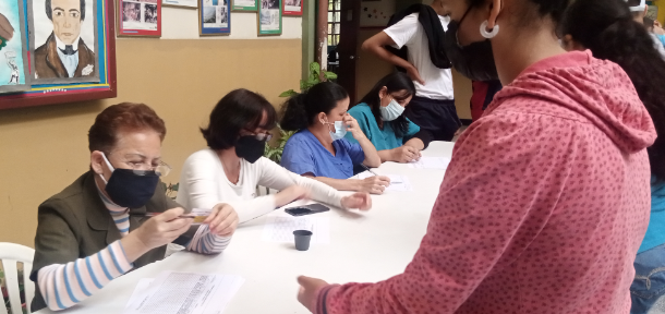 VACUNADO 91% DEL PERSONAL EDUCATIVO CONTRA EL #COVID19 
Informó la titular de la ZET  <a href="/Berzabethg1/">Berzabethgandicaoficial</a>  docentes, administrativos, obreros y cocineras y cocineros de la Patria, suman una vacunación cumplida del 91% en los 29 municipios 
 <a href="/NicolasMaduro/">Nicolás Maduro</a> 
@MPPEDUCACION 
<a href="/FreddyBernal/">Freddy Bernal</a>