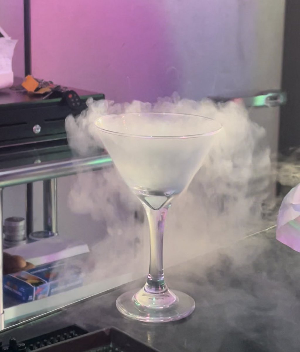 catalinanative's tweet photo. Adding molecular mixology to my repertoire.
🌞 https://t.co/NJ6x9klDj8