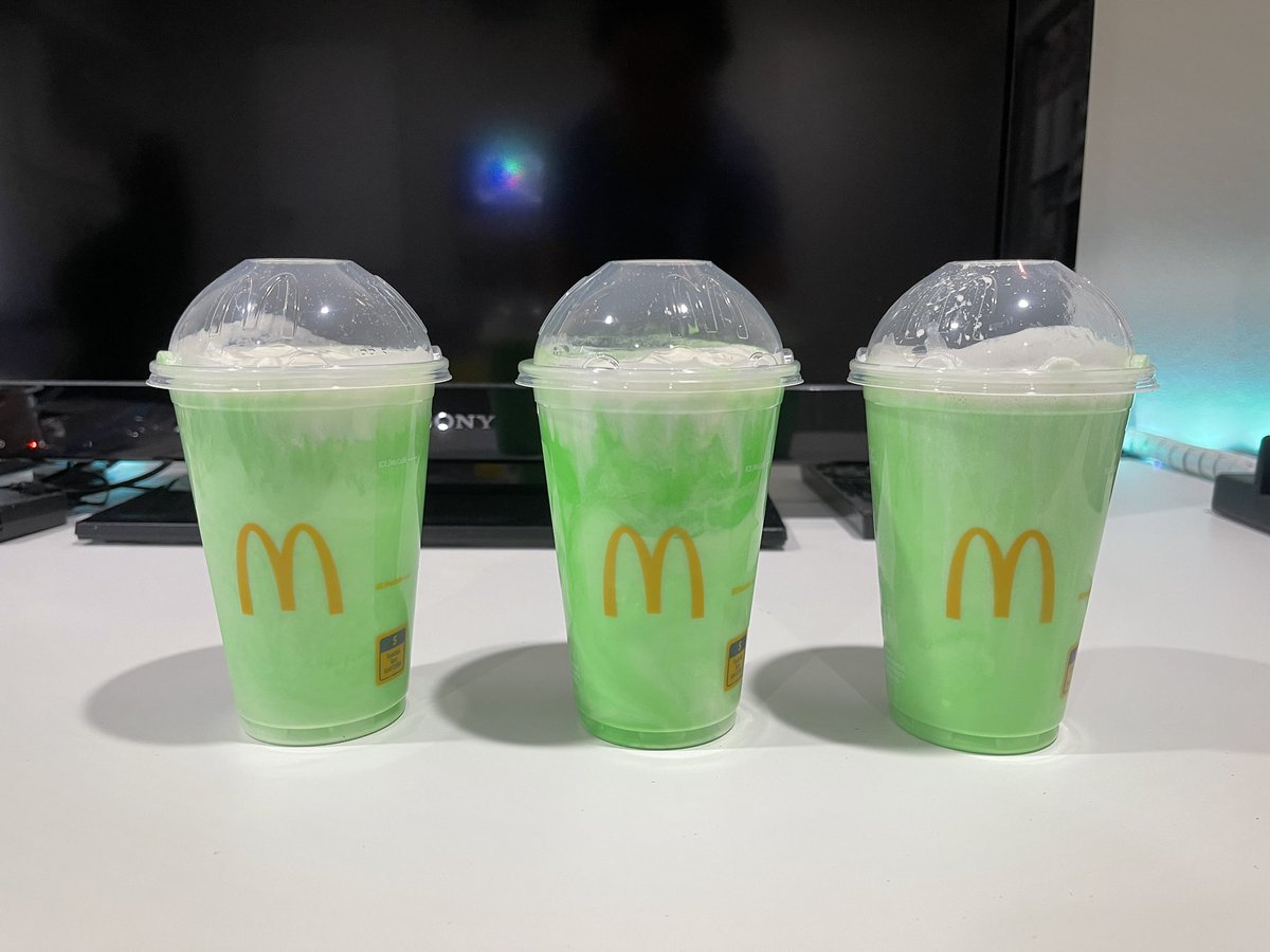 Camsheehan3's tweet photo. Fresh Shamrock Shakes! Happy St Patrick’s Day!! 🍀 https://t.co/BOkcVG3g7c