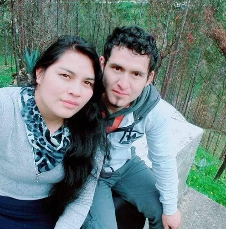 diegopazi's tweet photo. Toda una familia perdió la vida tras quedar bajo tierra en #Retamas, Pataz

Indeci confirmó cuarta víctima: Edith Quiñones, quien es esposa de Rolando Robles (encontrando muerto junto con su bebé de tan solo un mes de nacido). https://t.co/KBL9tM9yZt