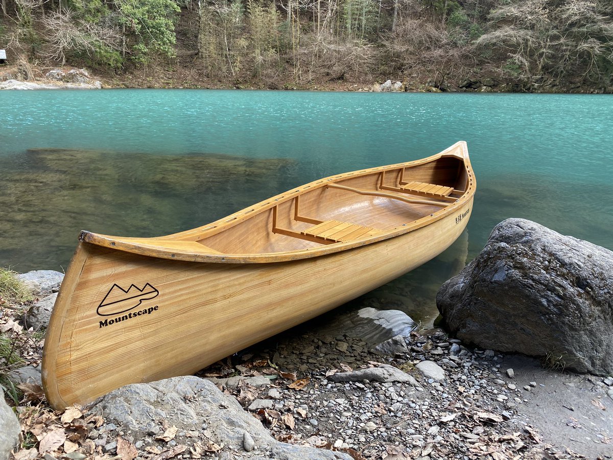 mountscape_'s tweet image. こちらはカヌー製作初期の様子です。
最初は土台にモールド（型）を取り付けるところから始まります。
この型に細長い板（ストリップ材）を重ねていくことで、カヌーの形を作っていきます🛶
また細かい作業もご紹介していきますね。

#mountscape #カヌー工房 #木工 #奥多摩