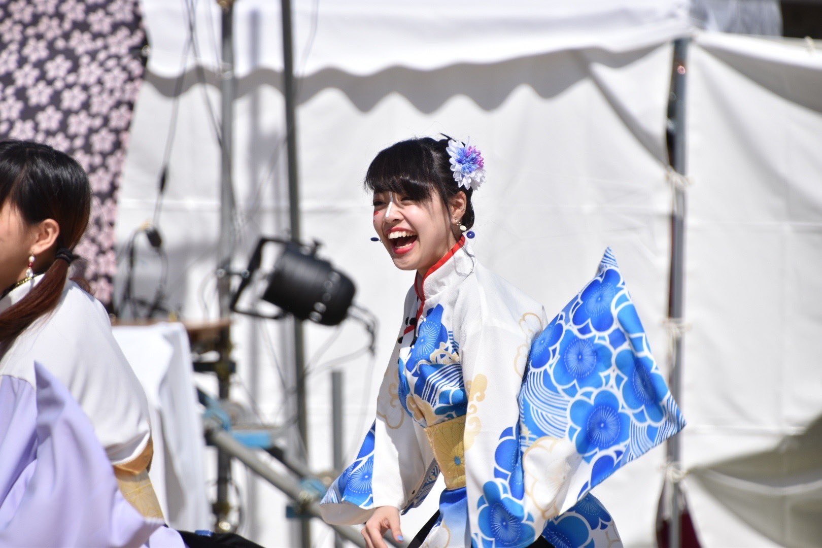 黒崎よさこい祭り 参加チーム募集中 中華風の襟に大判の花柄 そして晴れやかな表情も素敵です 黒崎よさこい祭り参加締め切り 4 15 金 お申し込みはgoogleフォームより よさこい Yosakoi 日本の祭り 日本