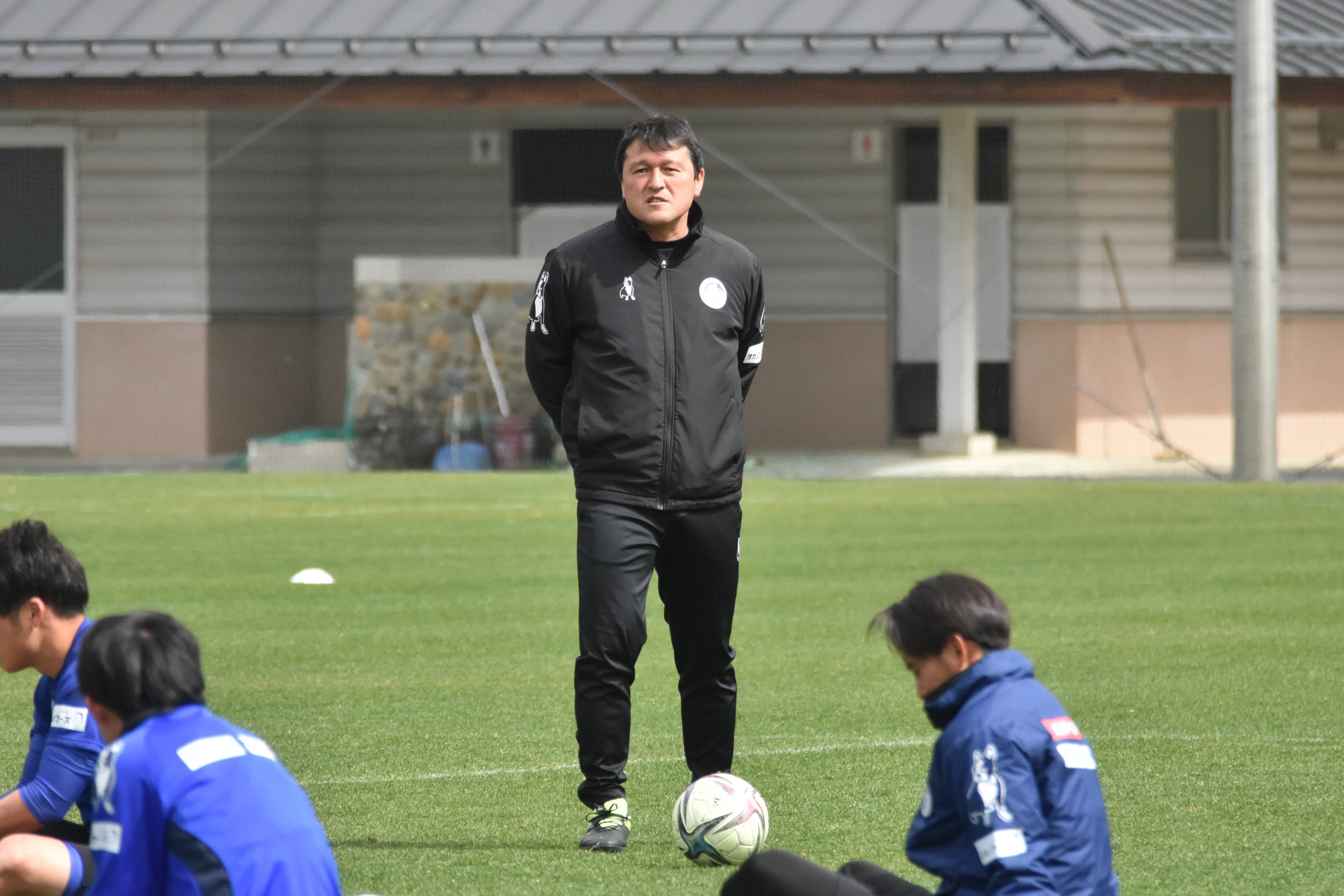 北関東 甲信越 サッカー新聞エルゴラッソ記者班 秋葉忠宏 監督は前節横浜fc戦を振り返り パリsg対レアルマドリードを見ておけばよかった と悔やんでいました 2点リードしながら逆転を許したパリsgに ヒントがあった そうで 常にアンテナを張る