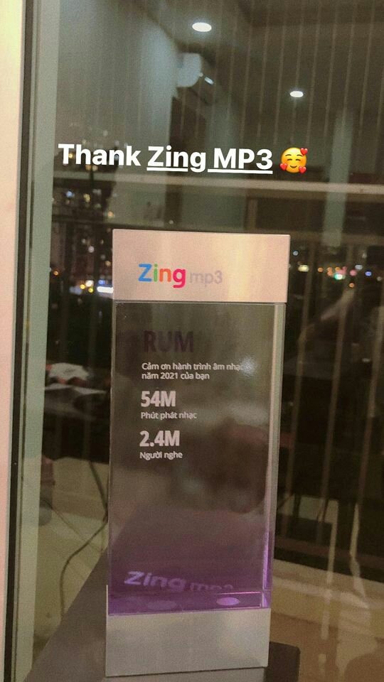 BackstageMarum's tweet image. ต้าวได้กับเค้าบ้างแน้วว รอตั้งนาน 
#zingMP3 #zingchart 🎶🐕💖
#rum #rumrumne #mushrum #rumthaifanclub #hồminhtriết #minhtriếthồ 😁 #rumrumnestory