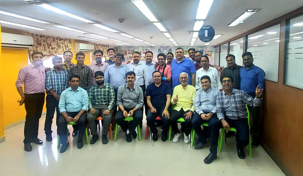 ProdhanDebashis's tweet image. Holi Celebration at Office #OneGPI