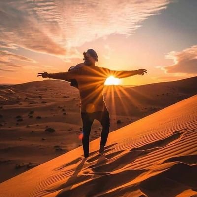 McNyom1's tweet photo. The clear blue and bright sky
The sunlight on your face
Feel the freshness in the air
There is a cheer and grace
Do the things you love to do
Feel the colorful vibe
It's the summer vibe that is here
So do things that are so dear
As it's the summer time.
#BetterManProject https://t.co/nZZdILiNrm