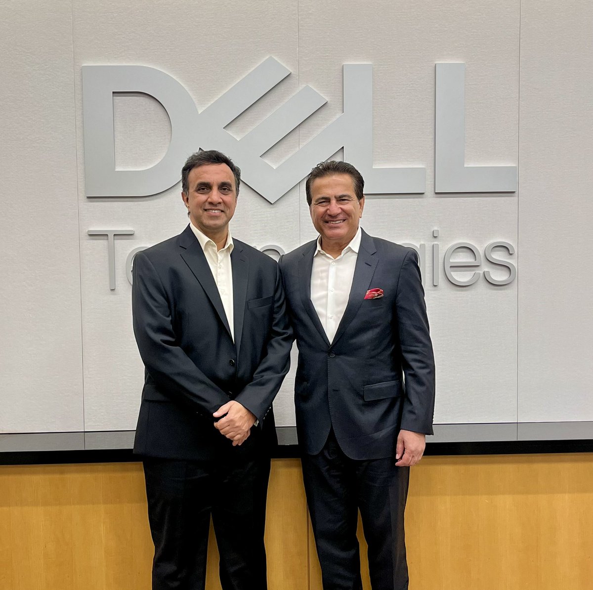 The return to the office, after 2 years, got even more exciting with an exchange of ideas and opinions on the US - India partnership with <a href="/MukeshAghi/">Mukesh Aghi</a>, President &amp; CEO of <a href="/USISPForum/">US-India Strategic Partnership Forum</a>. <a href="/DellTech/">Dell Technologies</a> #leadership #returntooffice