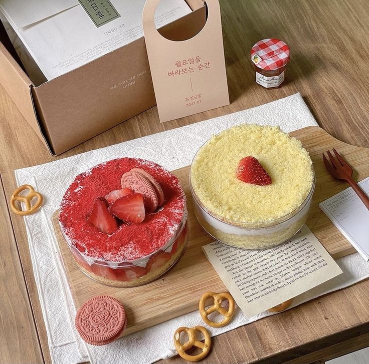 aaaa congrats on the comeback "Maniac" I really like the song as well as the music video. All the members have worked hard and you guys are awesome!