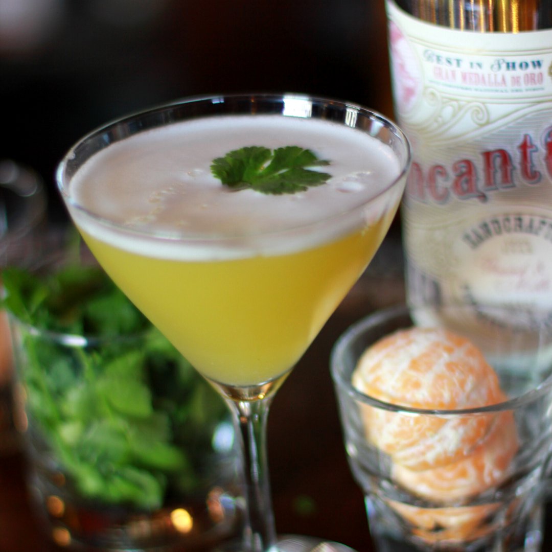 May the luck of the Irish be with you today! Cheers to St. Patrick's Day from everyone at Elixir To Go! #ElixirToGo #StPaddysDay #HappyHour bit.ly/2EC0vyI