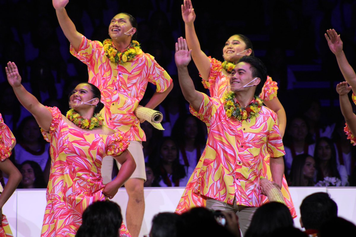 HawaiiNewsNow's tweet photo. Hana Hou! Watch the re-broadcast of the 102nd annual Kamehameha Schools Song Contest this Friday, March 18 on KGMB. 

Preshow at 7, with the competition to follow at 7:30 p.m.
Click through our photo gallery here: https://t.co/GW4q2UONq1

#HNN #KSSong #SongContest https://t.co/QYasqcnSwj