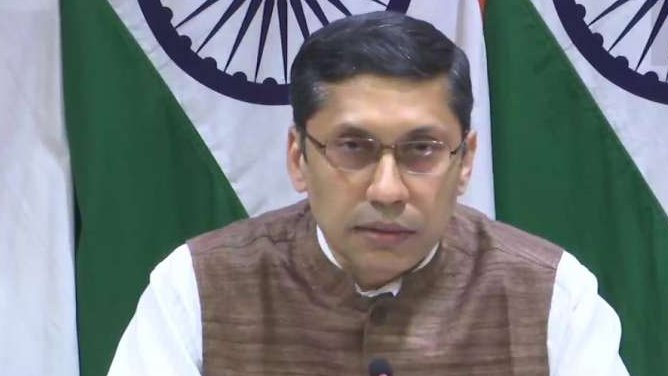 jmdnewsflash's tweet image. #InternationalBreaking
भारत ने पाकिस्तान में बैठक के लिये हुर्रियत कान्फ्रेंस को आमंत्रित करने पर OIC पर साधा निशाना। 
विदेश मंत्रालय के प्रवक्ता ने कहा कि हम इस तरह की गतिविधियों को बहुत गंभीरता से लेते हैं जो देश की एकता को नष्ट करने का प्रयास है ।
#diplomaticstand #India