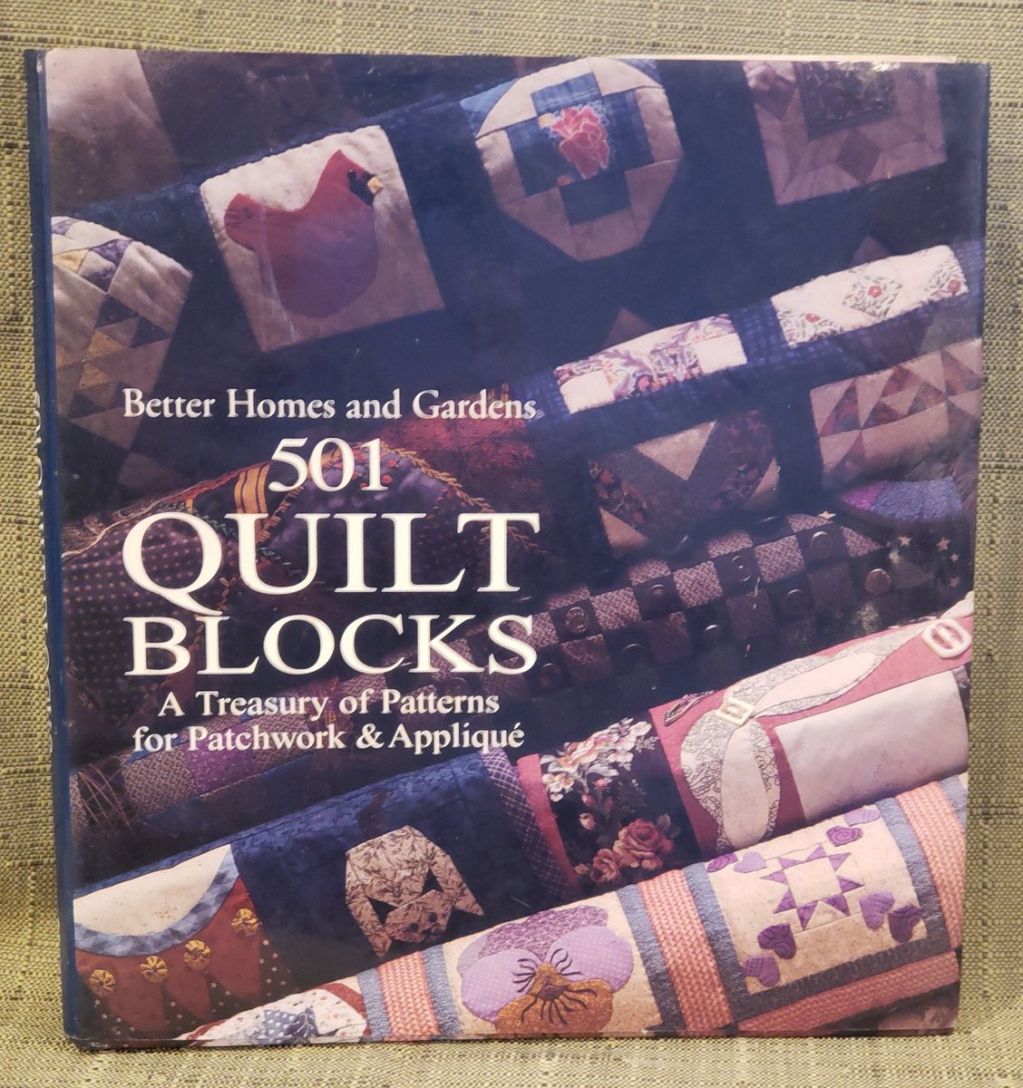 quilts_more's tweet photo. 501 Quilt Blocks A Treasury of Patterns for Patchwork and Applique From Better Homes and Gardens Including Block Pattern, Tips, Techniques https://t.co/yaQK2L433V #Etsy #ImagineQuiltsAndMore #TheMagicCarpet https://t.co/VlbPI3z5uk