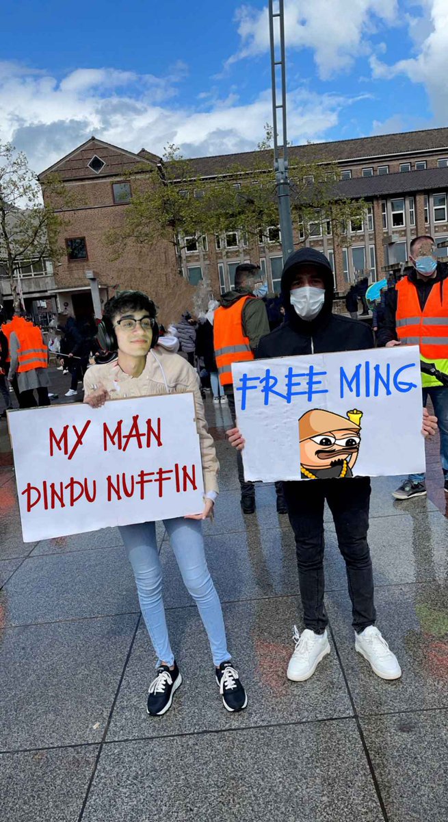 MrMing011's tweet image. he's always been so supportive @123omie 🥹