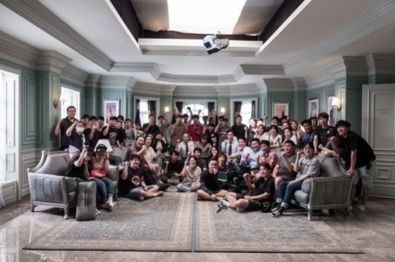 2022.3.17 日舞台『親の顔が見たい』原作映画『父母の顔が見たい』2017.8.27撮影終了するもオ・ダルス問題や韓ワーナー・ブラザース撤退等々で公開...