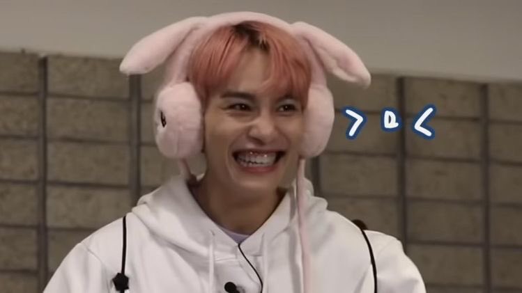 00AVNGRLYY's tweet photo. @95AVNGRYJH ganito >< https://t.co/IABDydjUxG