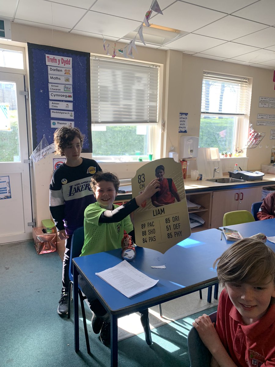 Ysgol Gymraeg Pen y Garth tweet media