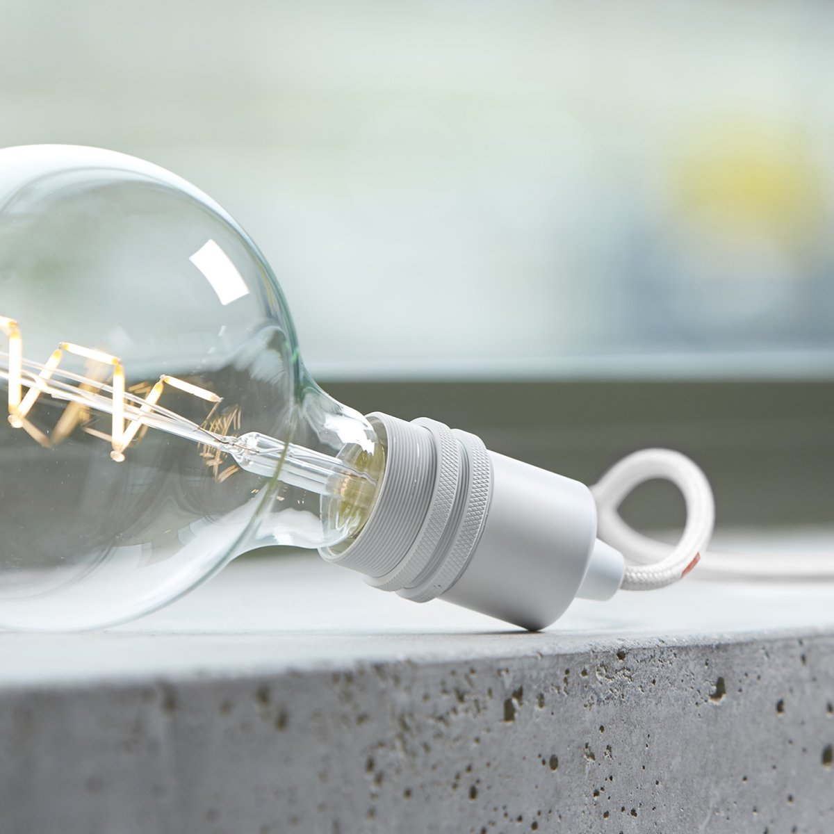 NudCollection's tweet image. Light on BOLT, simple white lamp holder with an industrial touch 🤍🥰 #nudcollection #boltlampholder