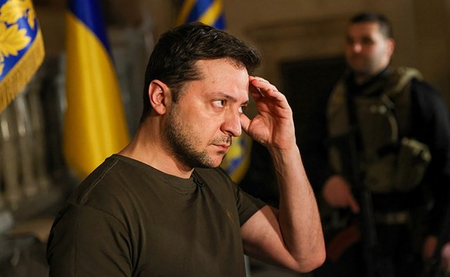 ndtv's tweet photo. European Politicians Nominate Ukraine's Zelensky For Nobel Prize: Report https://t.co/y2yMAB0Pzj https://t.co/R1NYO0m8np