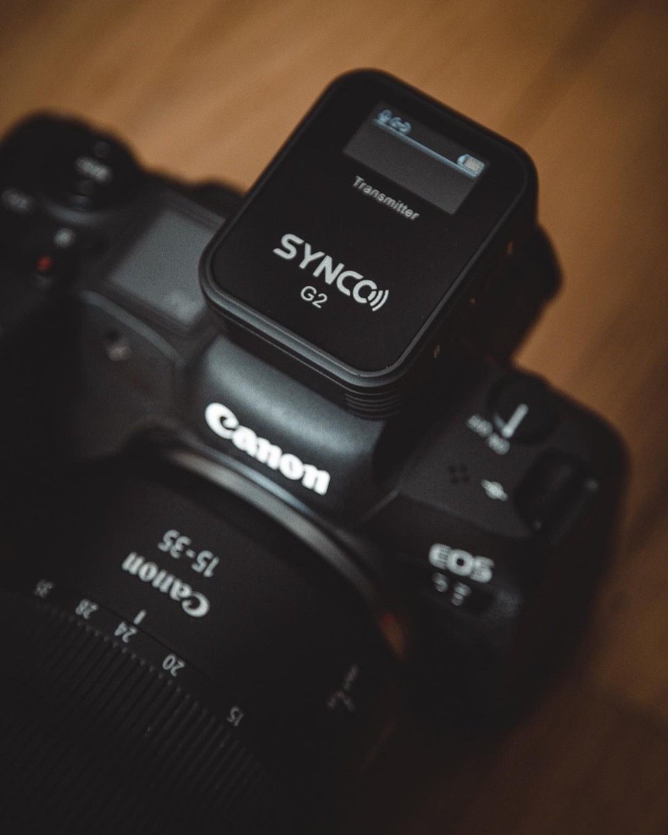 SYNCOMicrophone's tweet photo. With a TFT screen on the mic, there is no more worry about not knowing the recording condition or battery status.✌ Have you gotten this #syncog2? 😍
Setup: #syncog2a1 + #canonr5
📸by @steelhouseproductions
👀Learn more: https://t.co/NFKqJsPe4K https://t.co/jPzPJJA9YF