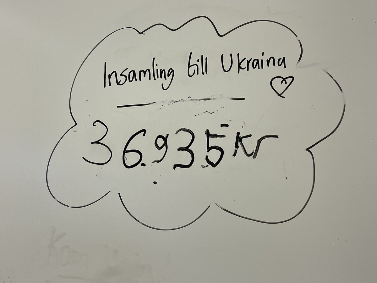 frostrom's tweet photo. I måndags kom ett förslag från en elev på klassrådet. Idag var @Smalandsposten på besök. https://t.co/sAcATBMijs https://t.co/1DE5wwSVZi