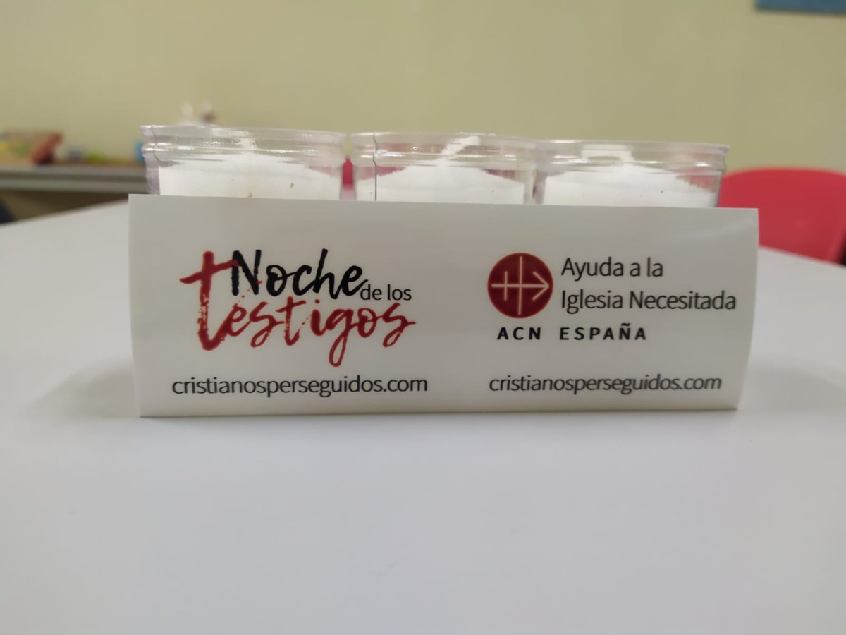 AyudaIglesNeces's tweet photo. Nos preparamos para la Noche de los Testigos. Y nos ayudan desde el Centro Ocupacional Virgen de Lourdes de la Fundación PROMIVA(https://t.co/FrwkitPmaY ) Muchas gracias a todos y en especial a Nadia García 🙏
23/03 19h en La Almudena #Madrid https://t.co/Pddlec109A