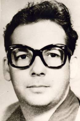 MinfarC's tweet photo. La Dictadura de Batista en 1958, tortura y asesina a Sergio González "El Curita".   
Su ejemplo nos compromete con la defensa de la Revolución.
#CubaViveEnSuHistoria https://t.co/1OHvwpLroy