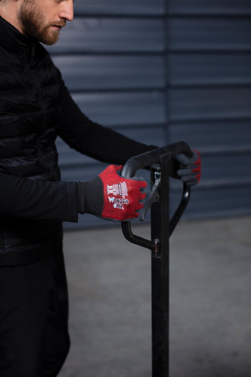 wondergripoff's tweet photo. 🧤Our Wonder Grip® WG-360R Comfort Advance guarantees improved suppleness, reduced hand fatigue and enhanced hand movement for best comfort during long periods of use.
Give your hands the protection they deserve!
#wondergrip #wondergripgloves #gloves #resistantgloves #ppe https://t.co/NA2aqDDxYO