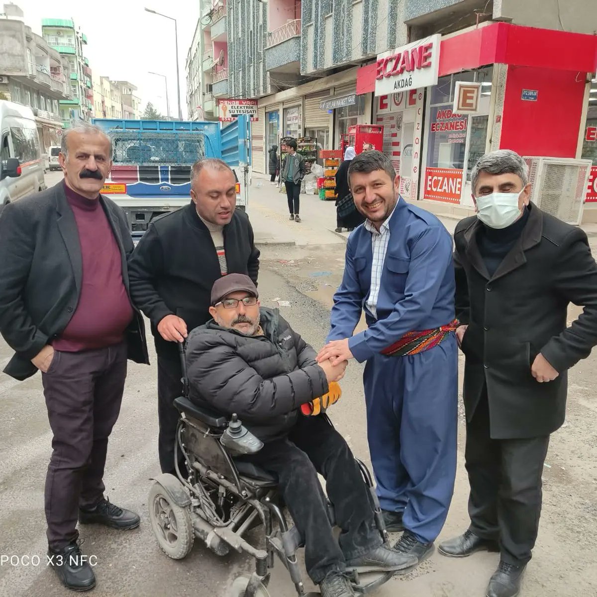 DemBismil21's tweet photo. "Şimdi Kazanma Zamanı" şiarıyla Bismil Halkımızı Newroz'a Davet Ettik. Newroz Ruhuyla, Birliğe, Mücadeleye, Zafere!

🗓️ 19 Mart Cumartesi
🕐 11:00
📍 Bismil Otogar Yanı
@HDPgenelmerkezi
@HDPAMED21
#NewrozHat
#ŞimdiKazanmaZamanı https://t.co/vdJH0ODCCN