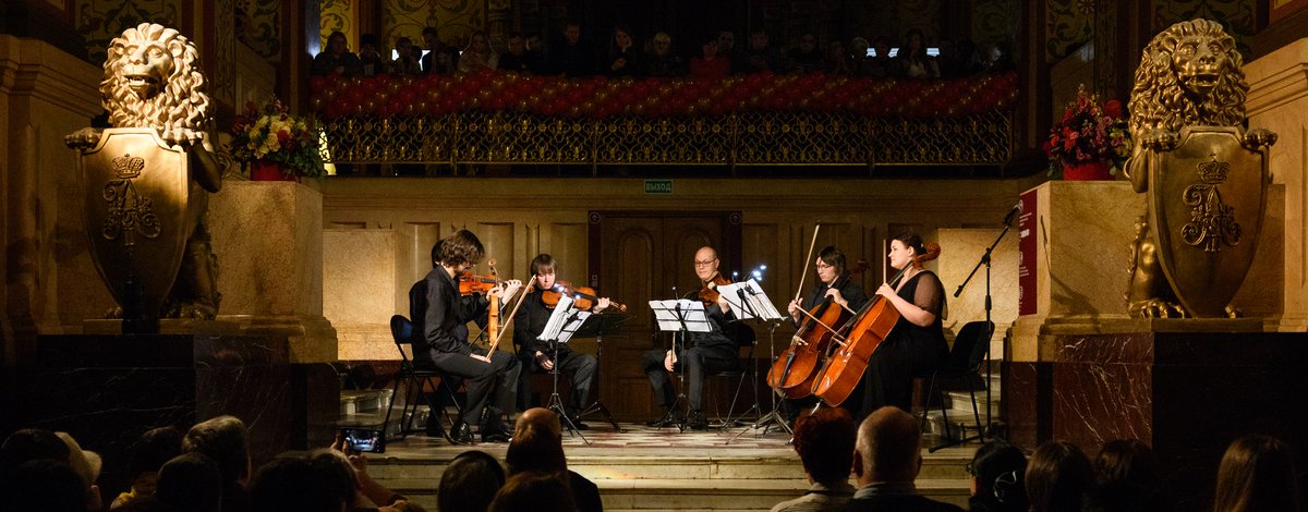 #ГИМ150
⠀
🎼 Концерт «Поэзия романса»
⠀
Концерт для солистов, хора и ансамбля арфистов. Прозвучат произведения Л. ван Бетховена, Г. Вольфа, Ф. Пуленка, Г. Холста, П. Эбена, А. Эшнера.
⠀
📍26 марта в 19:00 tickets.shm.ru/event/DF6B9F0E…