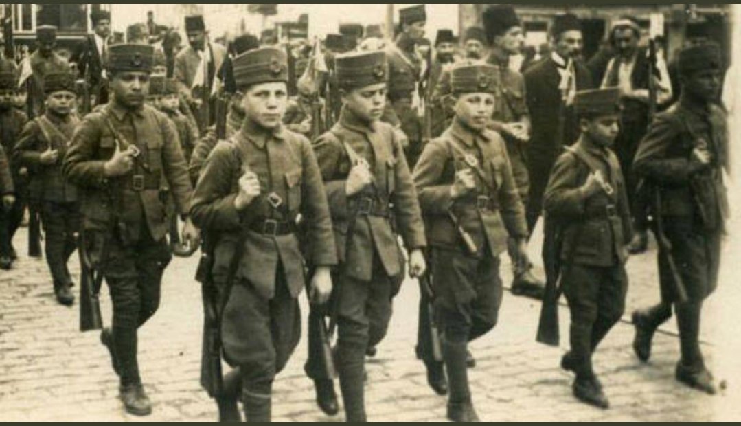 Mekanınız cennet olsun nur içinde yatın