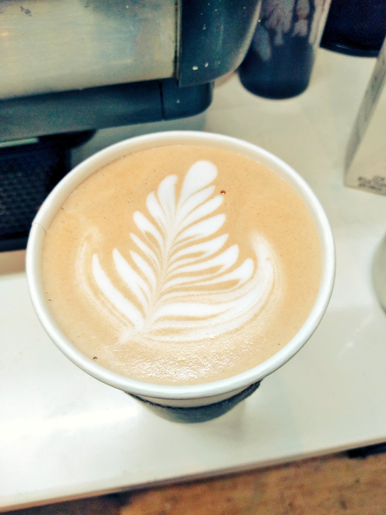 SebastianZLope1's tweet photo. Coffee art !! ❤️ https://t.co/wKl9prIi4q