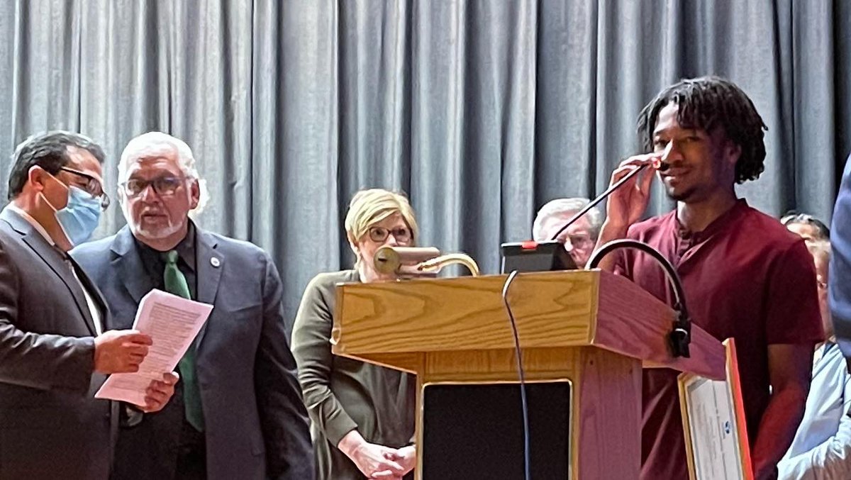 MrTouba's tweet photo. I would like to thank the Board of Education @YonkersSchools for honoring &amp; recognizing my son for qualifying for the @NYSPHSAA Track and Field Indoor Championship Meet. Great job by his coaches and teammates. @RevPresidentYPS @YonkersMHS @SecOneAthletics https://t.co/YWtALB6WsJ