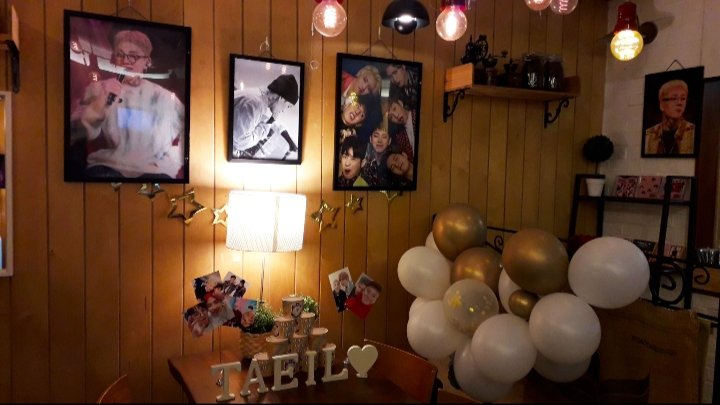 commacafe2020's tweet photo. 홍대콤마카페(comma,cafe)

2022년 "대관료 무료"로 진행 도와드립니다
다양한 물품을 대여해드리니,
컵홀더이벤트,기념일을 열어보세요^^
(등신대 제공,액자 무료 제공 등)

☆대관문의☆
 DM or 오픈카톡
https://t.co/R3msKvgiGS

#컵홀더이벤트 #무료대관 #홍대컵홀더 #컵홀더 #생카 https://t.co/GXL4glOqWC