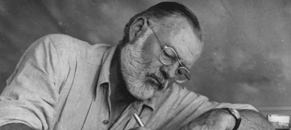 zendalibros's tweet photo. "La obra clásica es un libro que todo el mundo admira, pero que nadie lee".

(Ernest Hemingway) https://t.co/7XCsQshioA