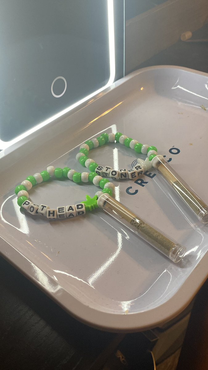 PlayboiiAndy's tweet photo. Who wants one at beyond 😮‍💨 for my stoner friends https://t.co/0VkbXeBbCH