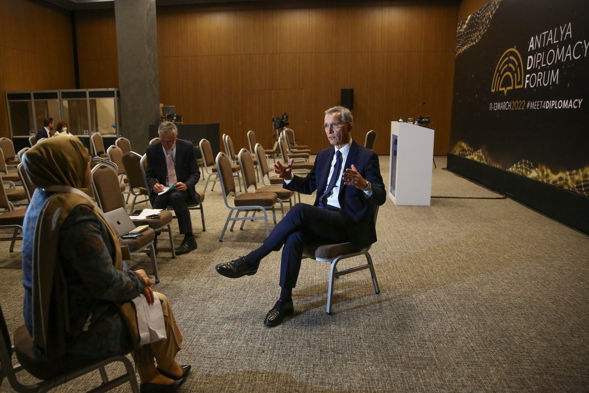 mgulaydogan's tweet photo. ❗️Highlights from last week's #ADF2022;

✍️Interviewed #NATO Secretary-General @jensstoltenberg 
🇬🇧English version: https://t.co/3br1VA3j5z

🇹🇷Turkish version: https://t.co/LrLwMrzGWF https://t.co/7XBaSyDYfH
