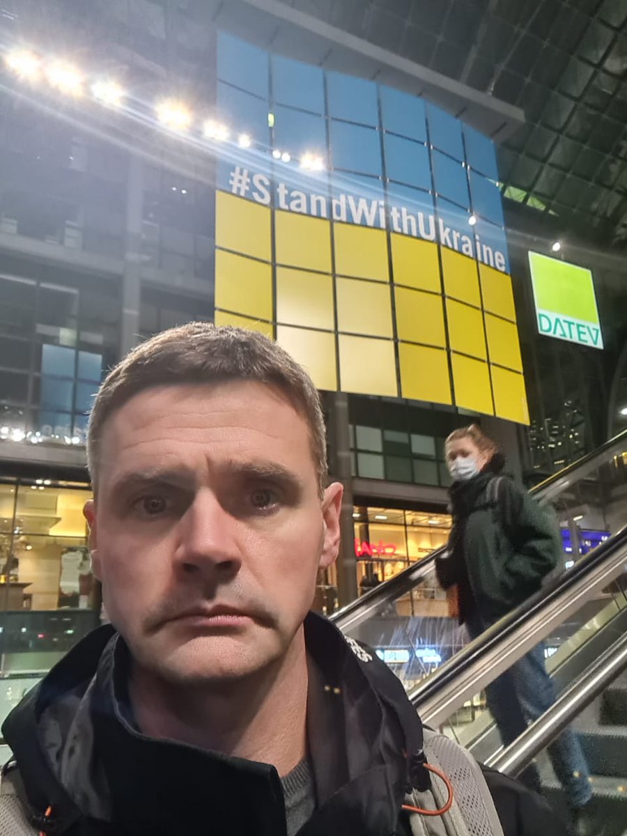 In Berlin on my way to the Reichstag to talk to German MPs. 

They have to do more than only "stand with Ukraine".

#Ukraine #Farming #StopPutinNOW