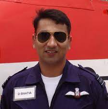 IndiaWalkOfFame's tweet photo. #OnThisDay 18 March in 2006

two #IndianBravehearts of 
@Suryakiran_IAF #SKAT Air Warriors, Wg Cdr Dheeraj Bhatia &amp; Sqn Ldr Shailendra Singh lost their lives in a Kiran Mk II air crash in #Karnataka. https://t.co/j2iZ69pyqa
